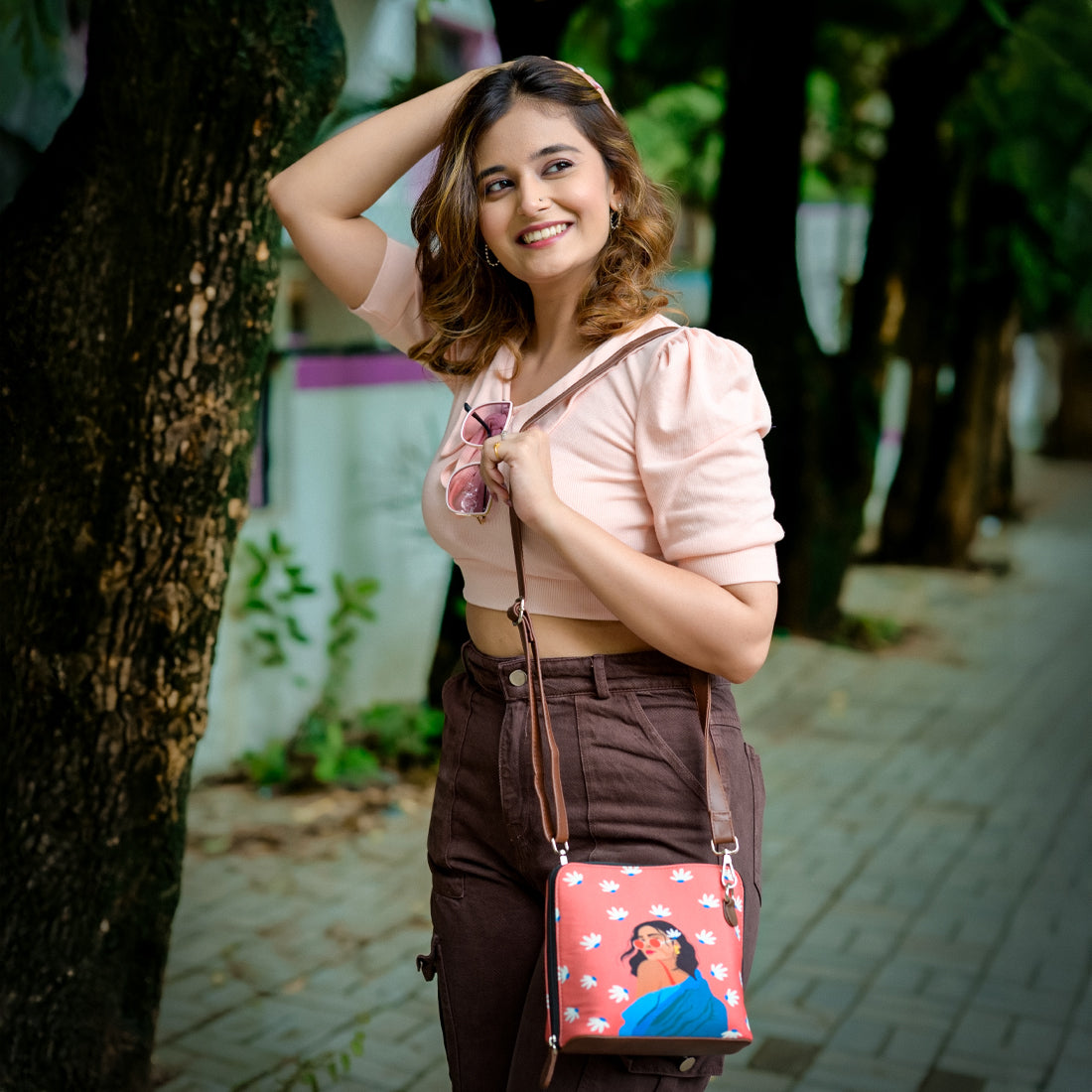 sling bag for ladies, sling bags, sling bags online, Online Sling bags for women, sling bags under 999, Leather Sling Bags For Women, Best Sling Bags For Women, buy sling bags online,buy sling bag